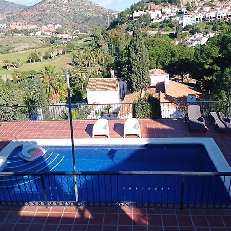 Apartamento En Villa Con Piscina Málaga Eksteriør billede